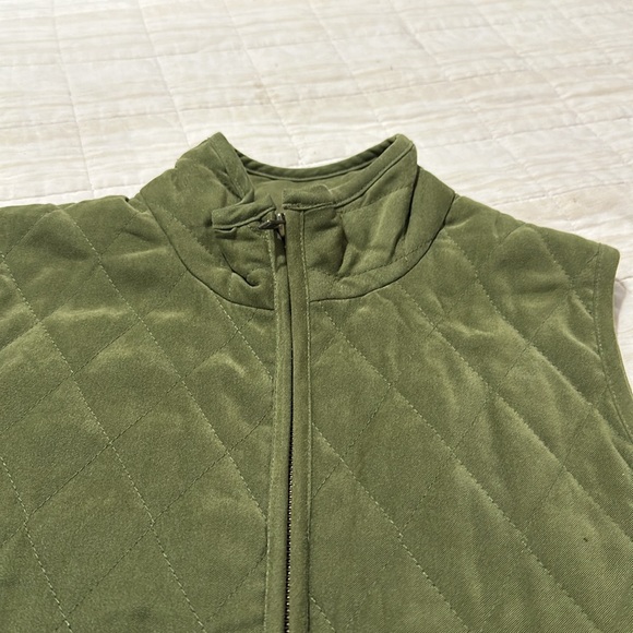 Karen Scott Olive Green Quilted Sport Vest - Picture 3 of 5